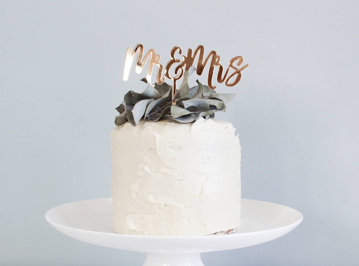 Mr & Mrs Cake Topper, Golden Cake Topper