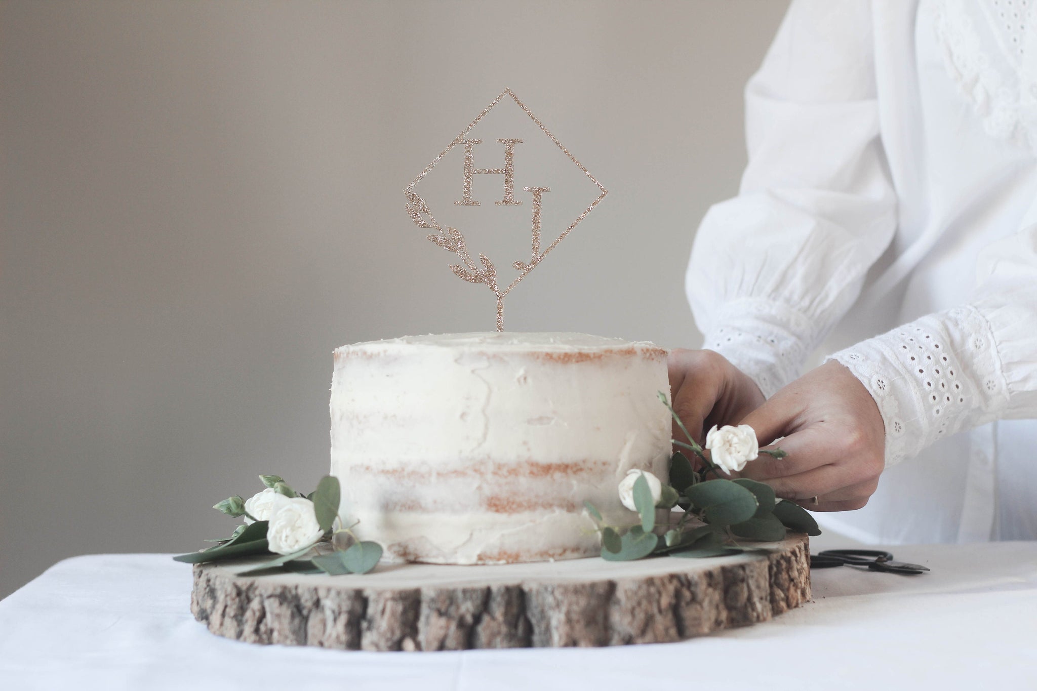 Classic Wedding Cake Topper Customised With The Bride and Groom's Initials - Glitter Gold Cake Topper